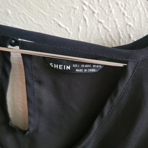 Large SHEIN Black Shiffon Ruffle Short Sleeve V-Neck Blouse - Picture 3 of 4